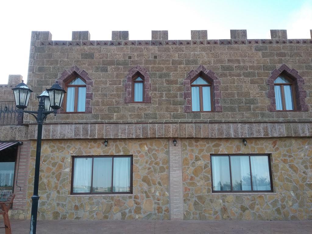 Hotel Vinedos Y Bodegas El Castillo Βιγιαρρομπλέδο Εξωτερικό φωτογραφία