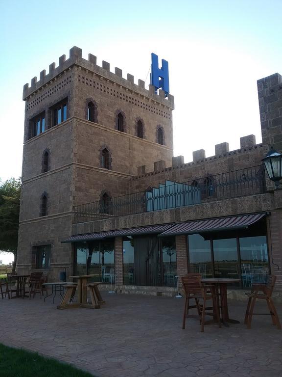 Hotel Vinedos Y Bodegas El Castillo Βιγιαρρομπλέδο Εξωτερικό φωτογραφία
