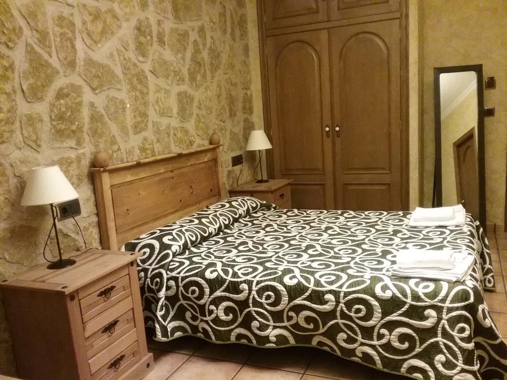 Hotel Vinedos Y Bodegas El Castillo Βιγιαρρομπλέδο Δωμάτιο φωτογραφία